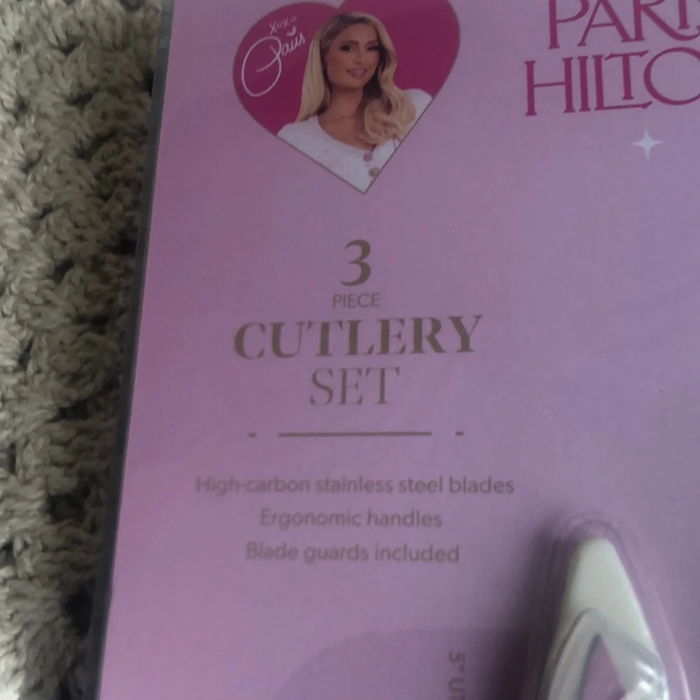 Paris Hilton Pink 3 piece Knife Cutlery Set